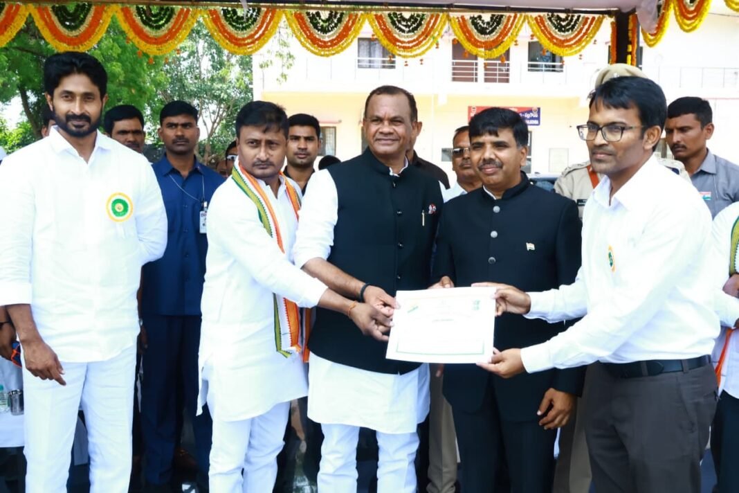 ఆహార పరిరక్షణ విభాగంలో ఉత్తమ జిల్లా అధికారిగా డా. ఎన్. శివశంకర్ రెడ్డికి ప్రశంసా పురస్కారం