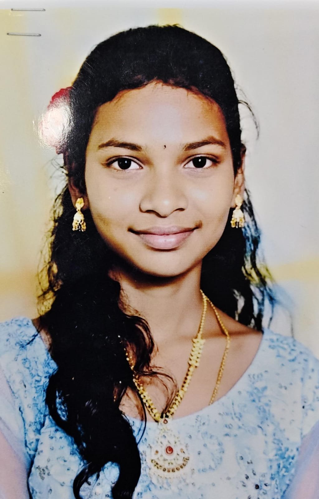 యువతీ ఆదృశ్యం