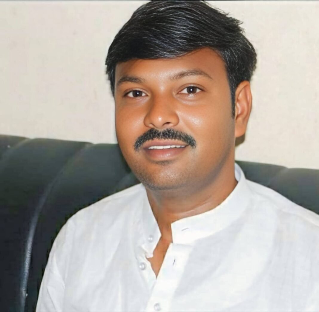 పంచాయతీ కార్యదర్శులపై పెరుగుతున్న పనిభారం తగ్గించాలి