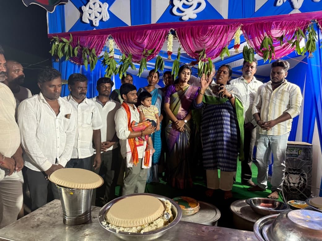 గణపతి ఆశీస్సులతో ప్రజలందరికీ సుఖసంతోషాలు కలగాలి – వేముల పుష్ప