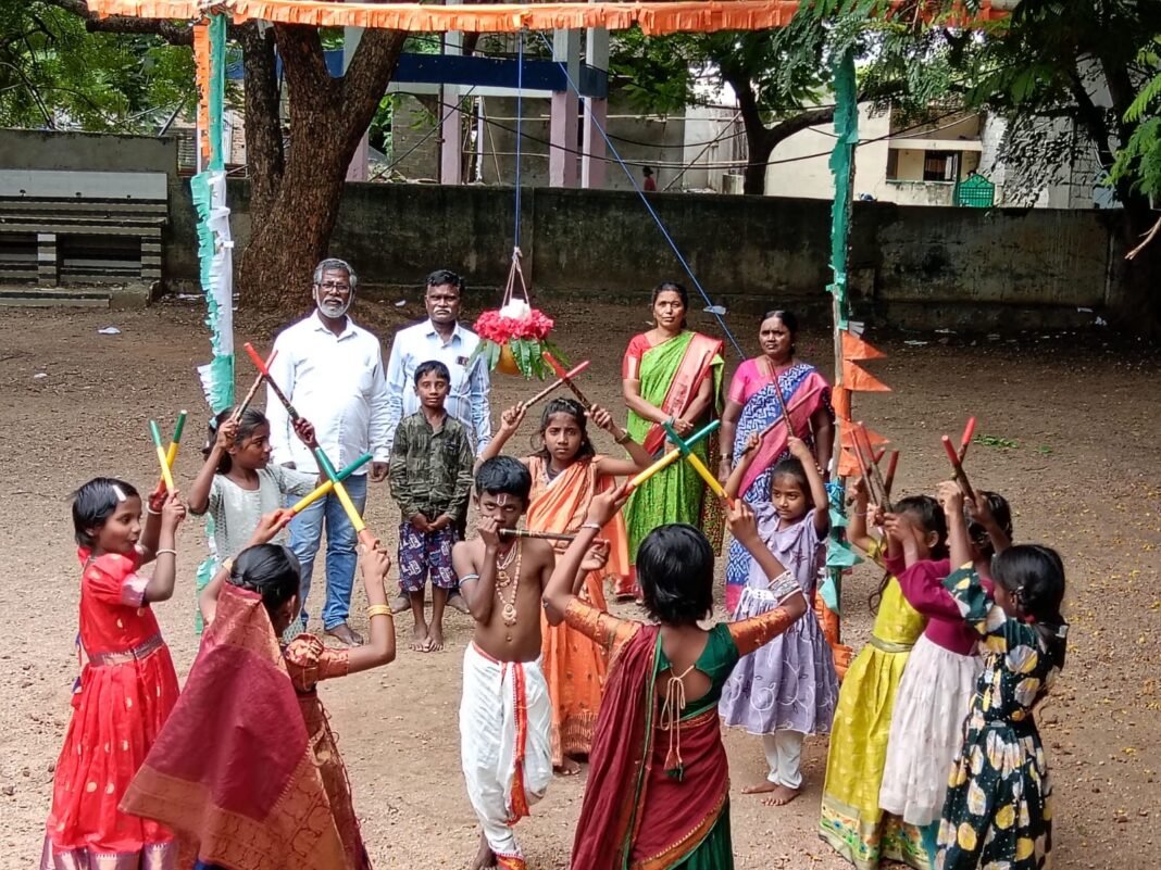 ఘనంగా ముగిసిన మండల స్థాయి క్రీడోత్సవాలు