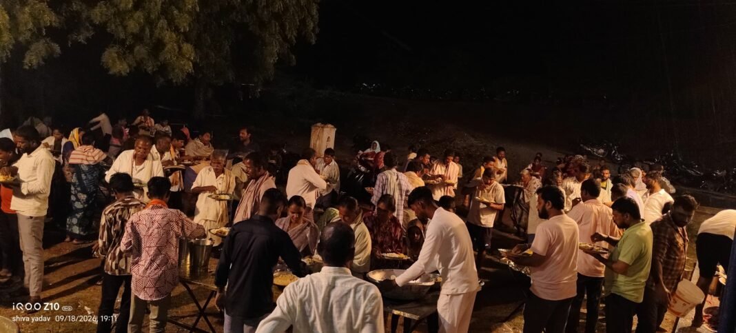 గణపతి నవరాత్రి సందర్భంగా కొండభీమనపల్లి శివాలయంలో ఘనంగా అన్నదానం