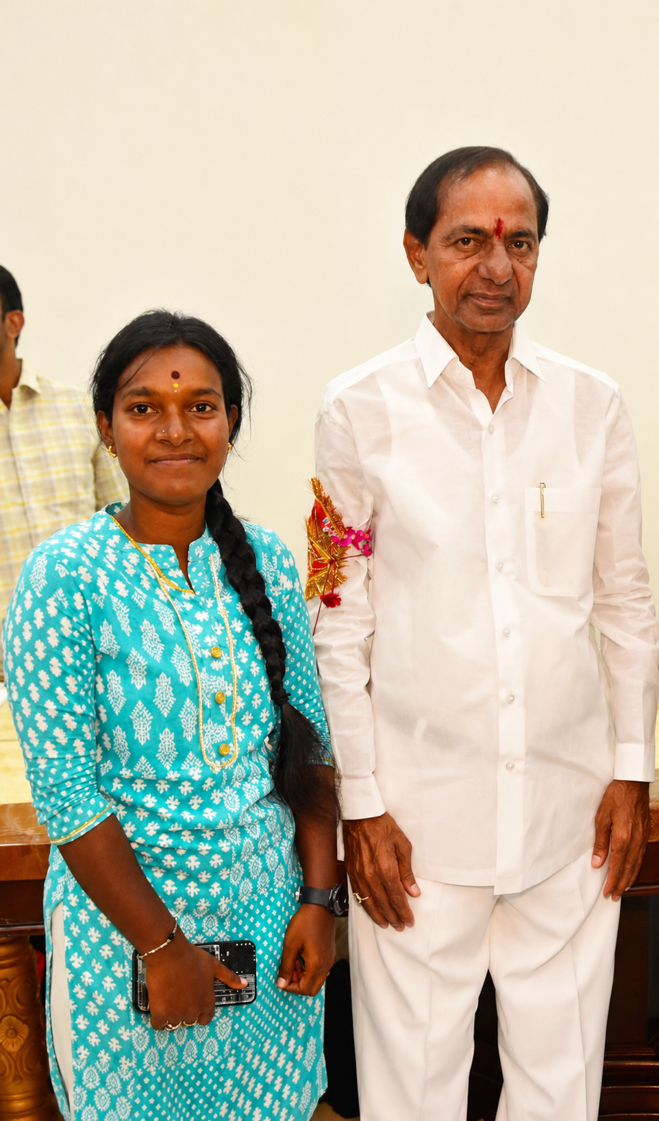 పిడికిలిలో పోరాటం.. గుండెల్లో ప్రజాసేవ — యువతకు స్ఫూర్తిగా ఎదుగుతున్న కల్యాణి