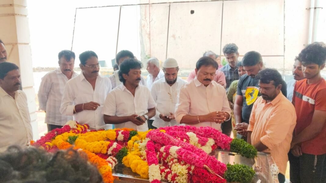 కోటేశ్వరరావు కుటుంబ సభ్యులను పరామర్శించి ప్రగాఢ సానుభూతి
