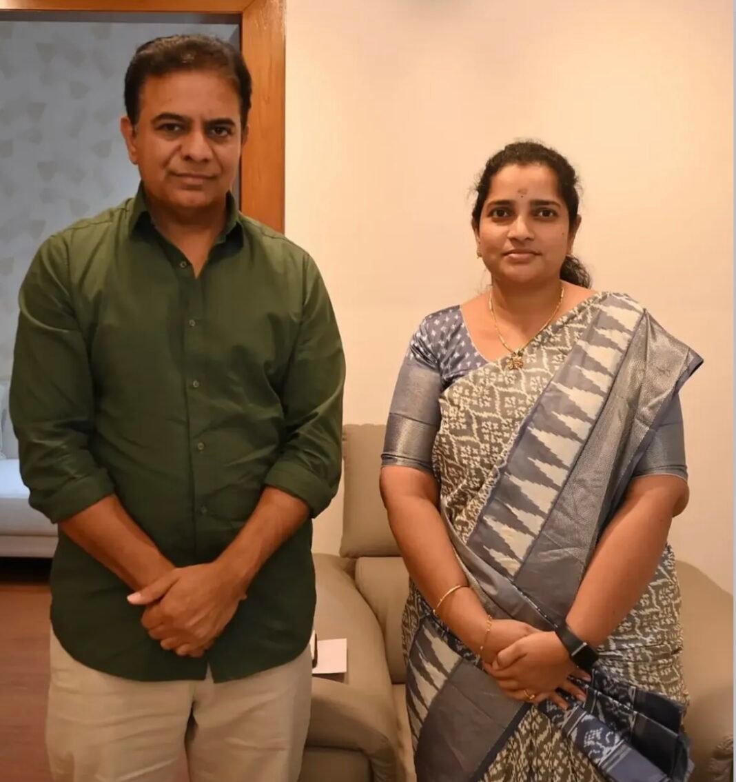 బీఆర్ఎస్ వర్కింగ్ ప్రెసిడెంట్ కేటీఆర్ను కలిసిన పెద్ది స్వప్న సుదర్శన్ రెడ్డి