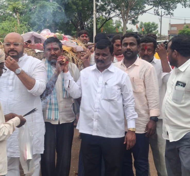 ఎస్సీ మోర్చా జిల్లా అధ్యక్షులు బాకీ నరసింహ తండ్రి మృతికి బీజేపీ నేతల సంతాపం
