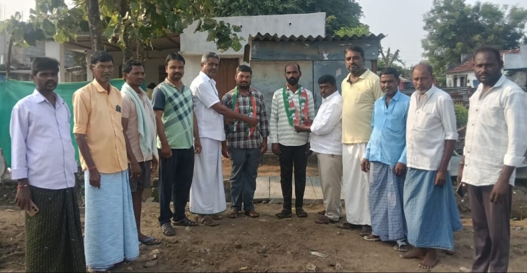 అభివృద్ధి పనులకు ఆకర్షితులై కాంగ్రెస్లో చేరిన బీఆర్ఎస్ కార్యకర్తలు