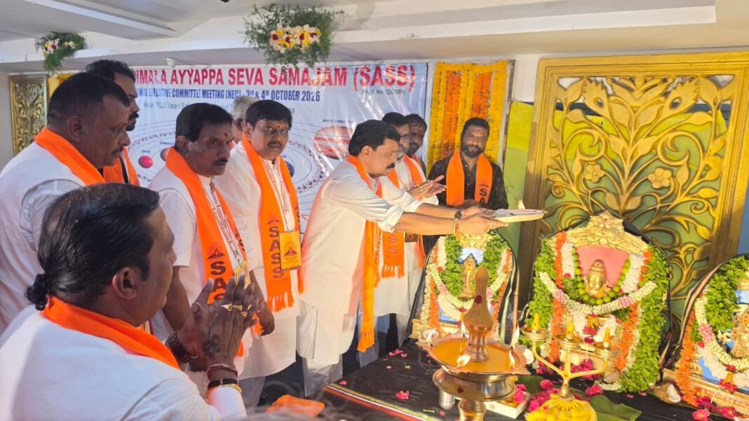 అయ్యప్ప భక్తులకు శబరిమలలో మెరుగైన సౌకర్యాలు కల్పించాలి – మంచికంటి ధనంజయ